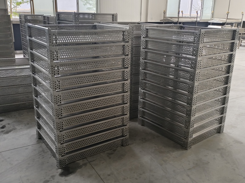 殺 菌鍋?zhàn)詣?dòng)化流水線不銹鋼擺盤(pán)